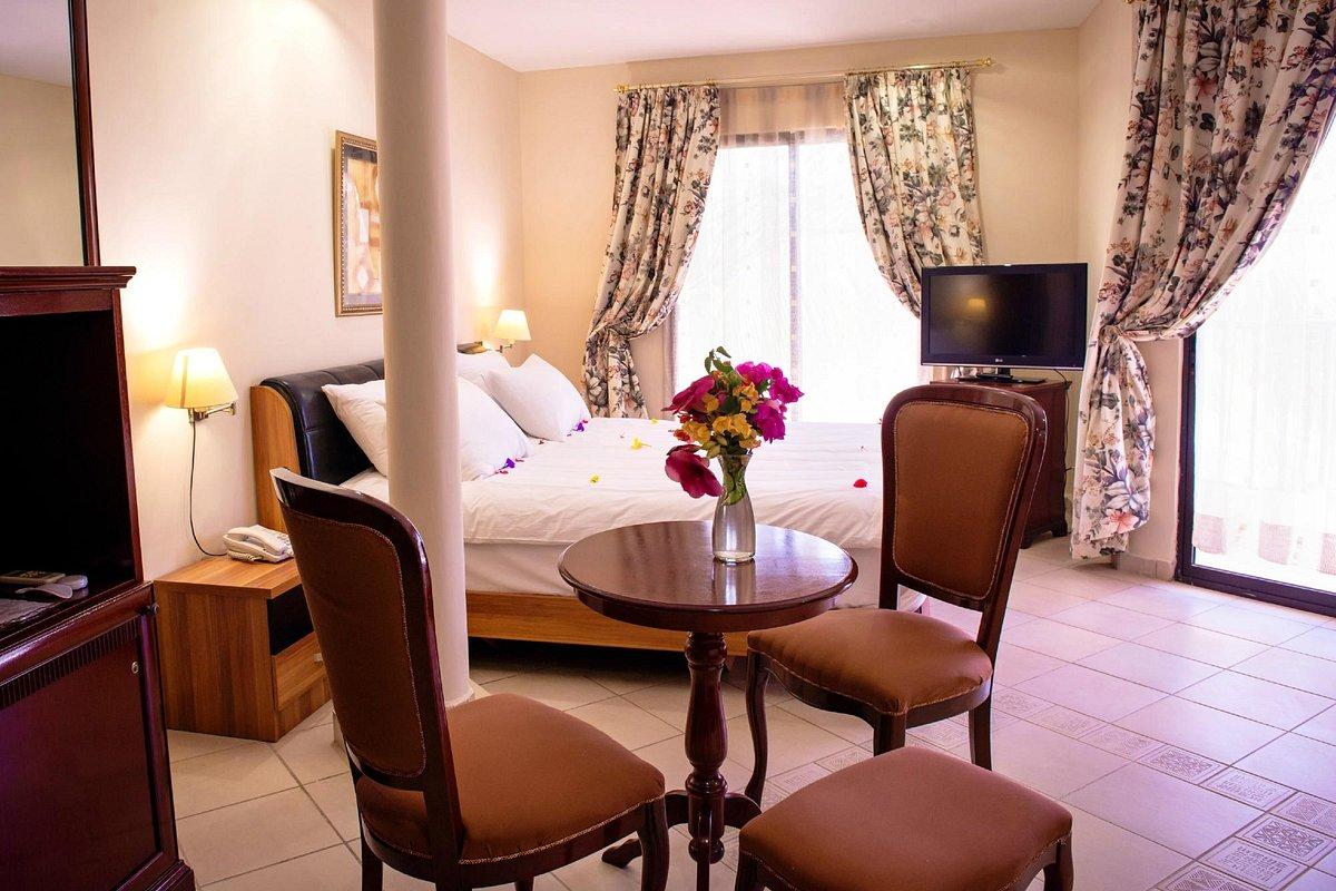 Ocean Bay Hotel & Resort Bakau Exterior photo