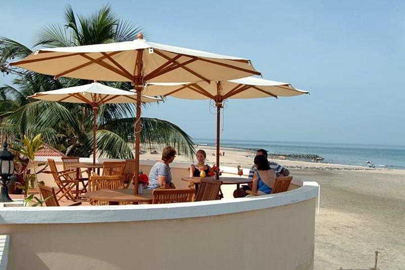 Ocean Bay Hotel & Resort Bakau Exterior photo