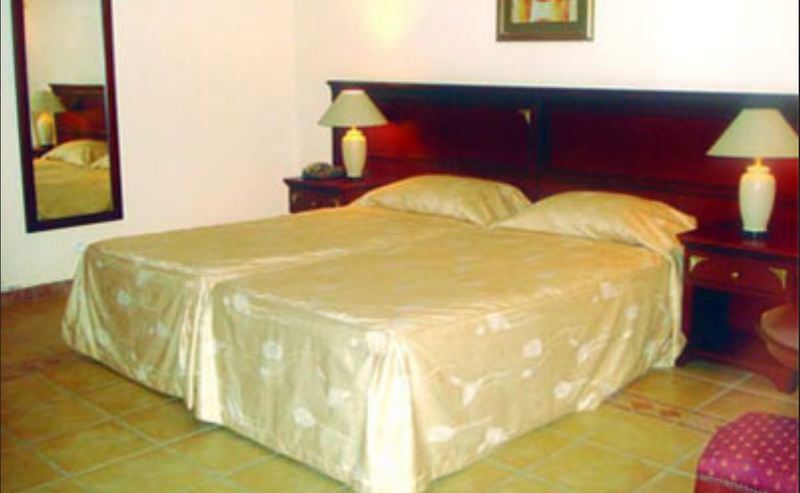 Ocean Bay Hotel & Resort Bakau Exterior photo