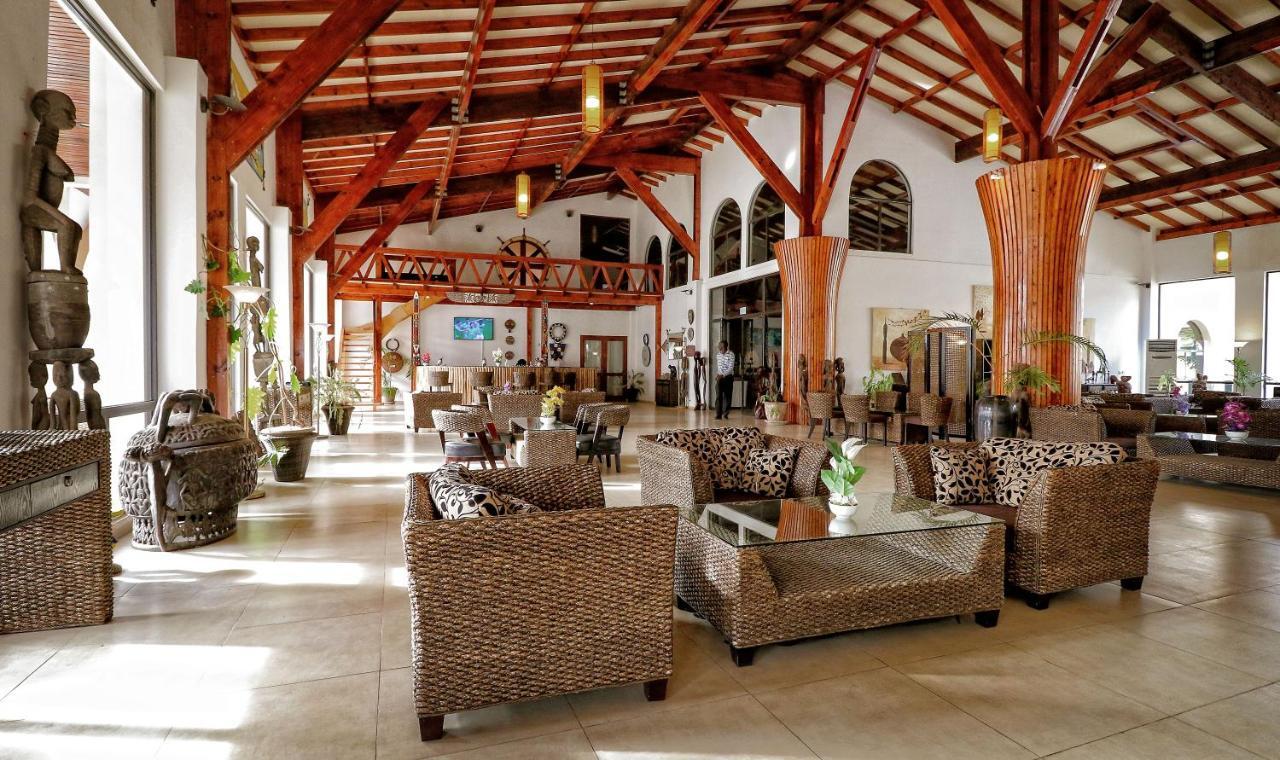 Ocean Bay Hotel & Resort Bakau Exterior photo